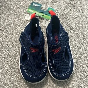 NWT Speedo Water Shoes Toddler 7/8